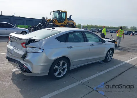 2014 Ford Fusion Se z USA, uszkodzony, nr VIN 1FA6P0H71E5396026